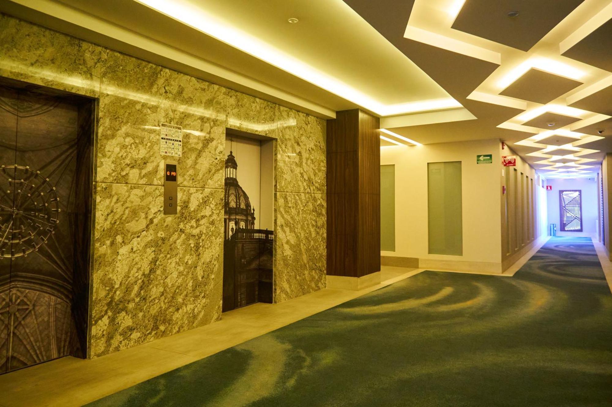 Hotel Antre Chapultepec Guadalajara Buitenkant foto